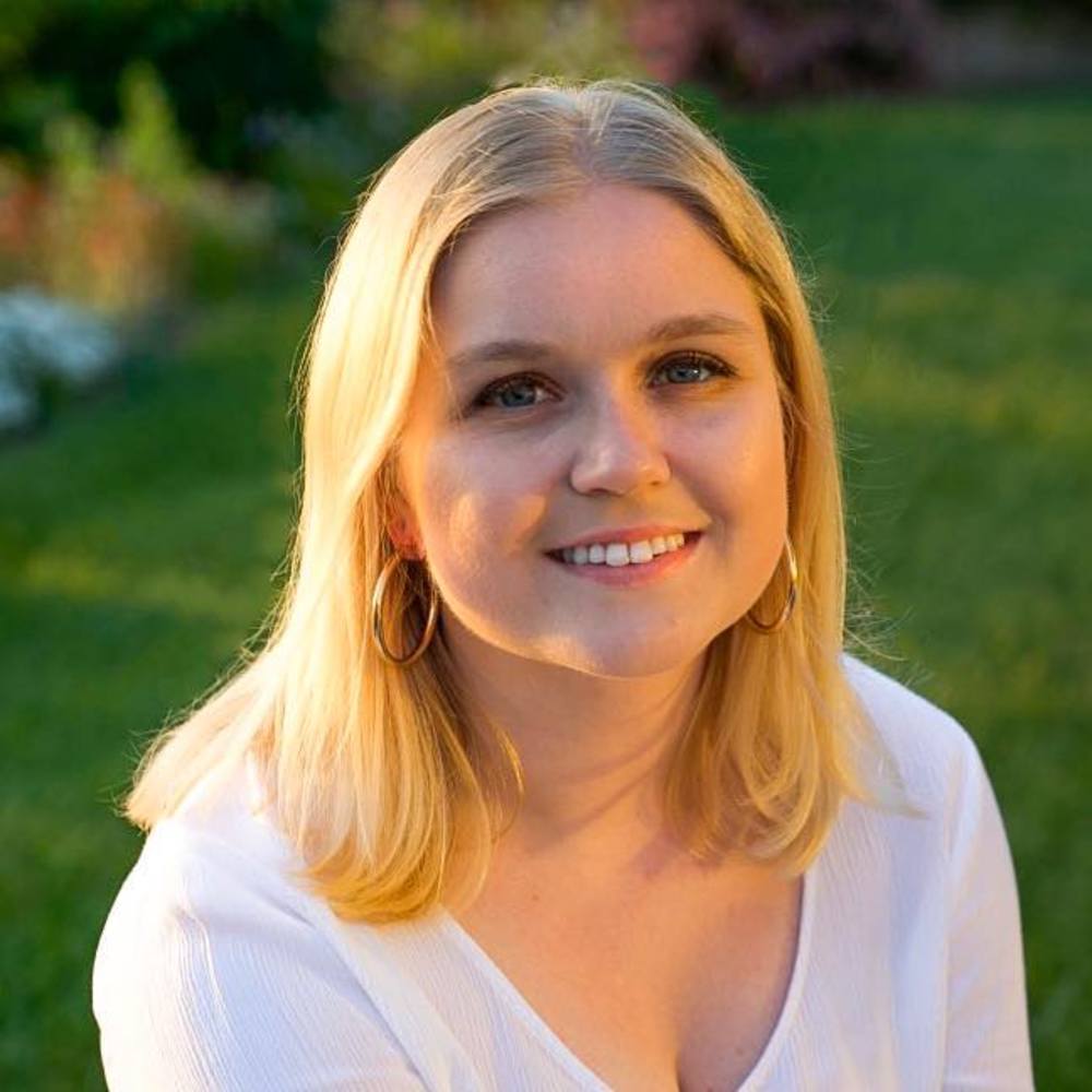 Meet your Posher, Maddy